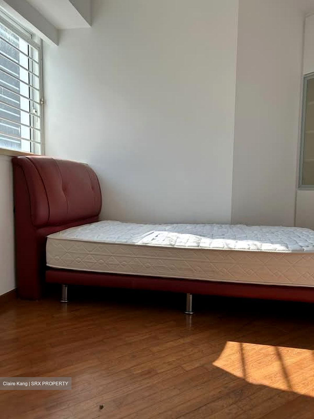 The Esparis (D18), Condominium #555009911